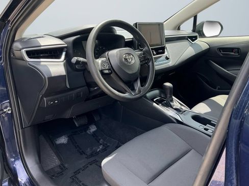 Used 2023 Toyota Corolla LE FWD image 11