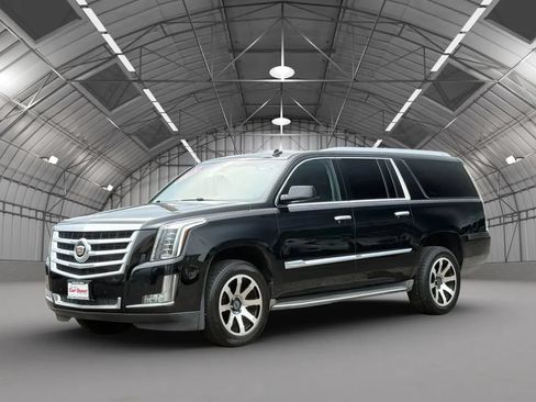 Used 2015 Cadillac Escalade ESV 2WD image 3