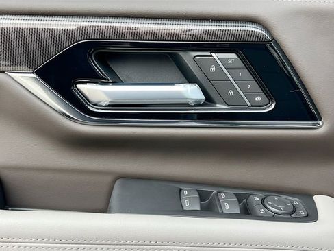 New 2026 GMC Yukon XL Elevation w/ Elevation Premium Package image 13