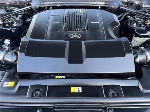 Used 2017 Land Rover Range Rover Supercharged image 17