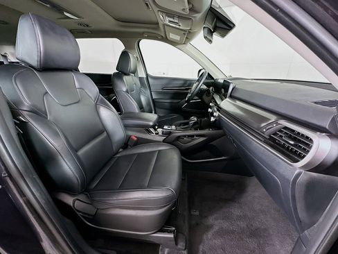 Used 2025 Kia Telluride S AWD/4WD image 34