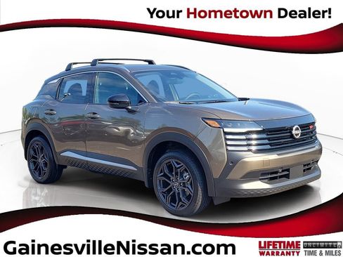 New 2026 Nissan Kicks SR w/ Cold Weather Package AWD/4WD image 1
