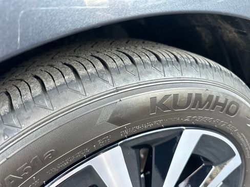 Used 2022 Honda Civic EX image 12