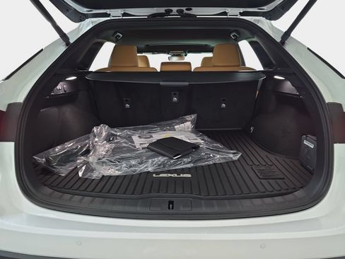 New 2026 Lexus RX 350h w/ Convenience Package AWD/4WD image 12