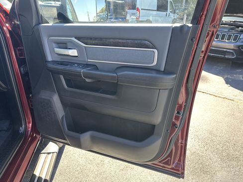 Used 2019 RAM 2500 Big Horn image 18
