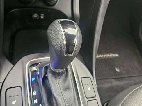 Used 2018 Hyundai Santa Fe Sport w/ 2.4L Value Package 02 AWD/4WD image 17