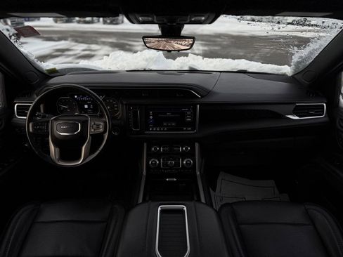 Used 2021 GMC Yukon XL Denali w/ Denali Ultimate Package image 26