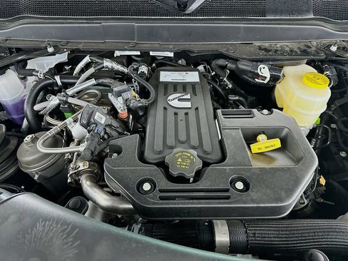 New 2026 RAM 3500 Tradesman AWD/4WD image 18