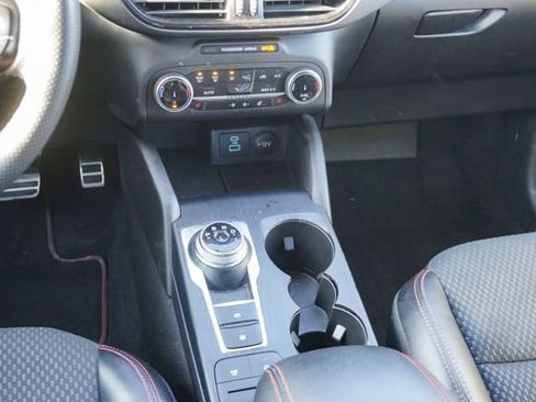 Used 2023 Ford Escape ST-Line image 12