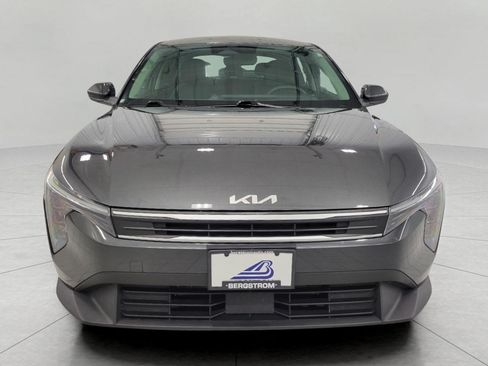 Used 2025 Kia K4 FWD image 12