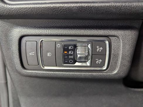 Used 2020 Lincoln Corsair Reserve w/ Equipment Group 201A AWD/4WD image 14