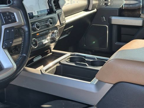 Used 2022 Ford F250 Lariat w/ Lariat Ultimate Package AWD/4WD image 18