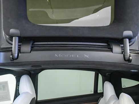 Used 2023 Tesla Model X AWD/4WD image 23