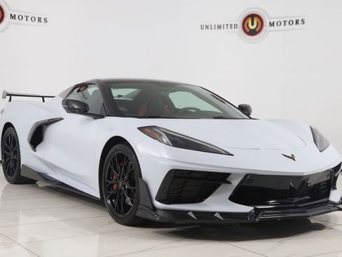 Used 2023 Chevrolet Corvette Stingray Premium Conv w/ Z51 Performance Package RWD image 29