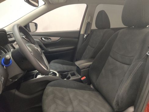 Used 2015 Nissan Rogue SV w/ SV Moonroof Package FWD image 17