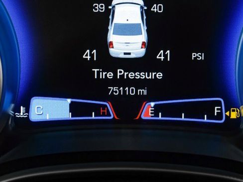 Used 2022 Chrysler 300 S image 18