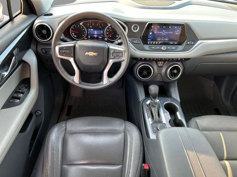 Used 2021 Chevrolet Blazer LT FWD image 32