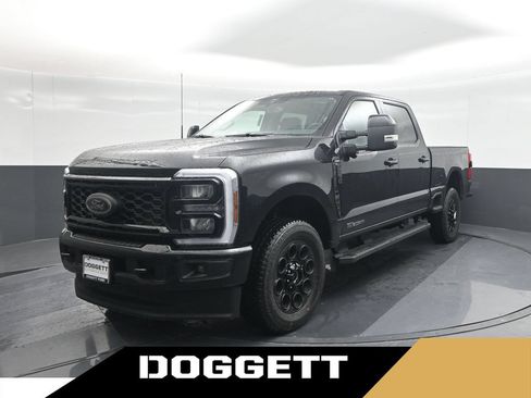 New 2026 Ford F250 Lariat w/ Black Appearance Package AWD/4WD image 1