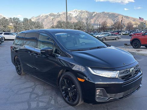 Certified 2025 Honda Odyssey Sport-L image 5