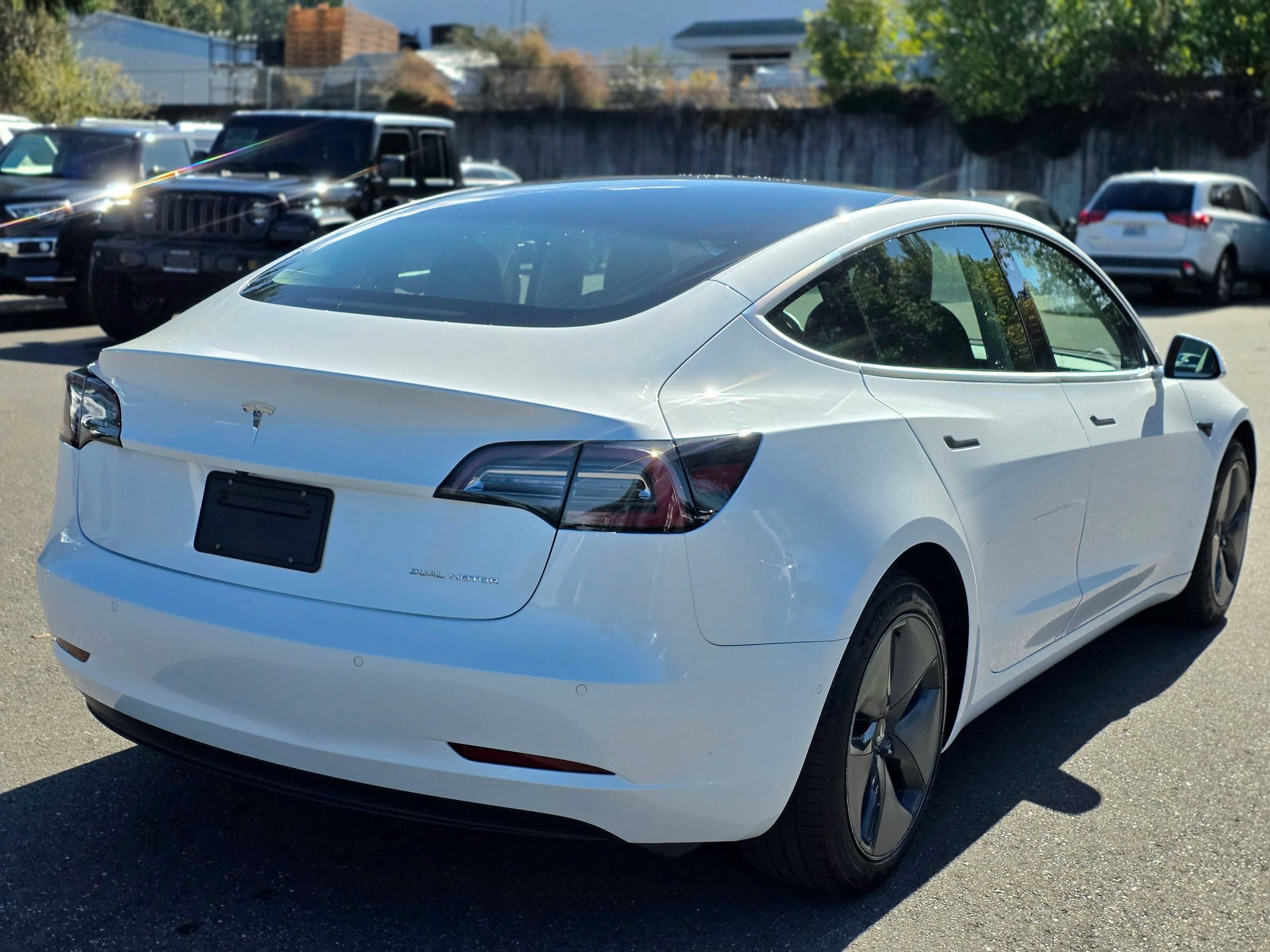 Used 2019 Tesla Model 3 Long Range AWD/4WD image 12