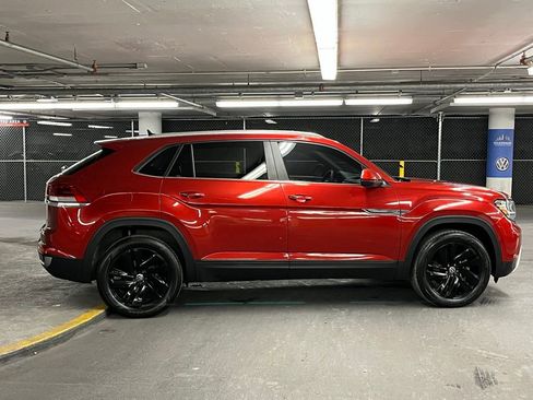 Used 2023 Volkswagen Atlas Cross Sport SE w/ Panoramic Sunroof Package image 40