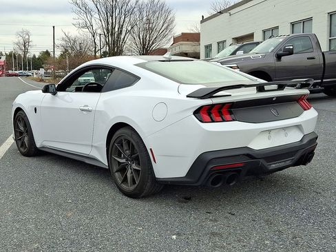 Used 2024 Ford Mustang Dark Horse image 4