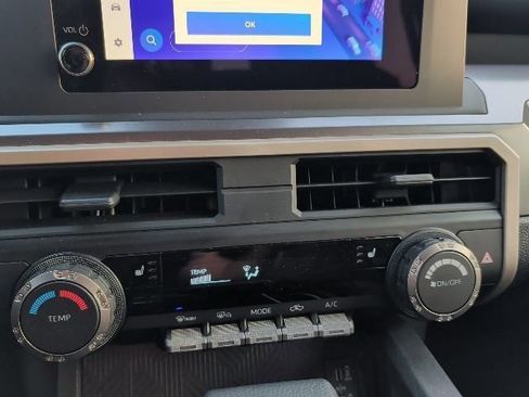 Used 2025 Toyota Tacoma SR5 image 19