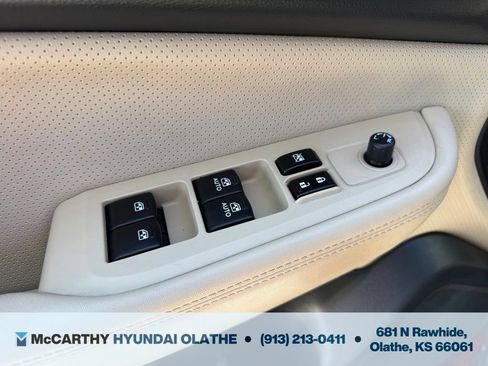 Used 2015 Subaru Outback 2.5i Limited AWD/4WD image 32
