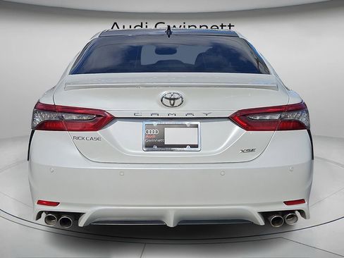 Used 2022 Toyota Camry XSE image 6