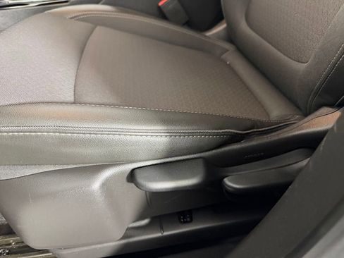 Used 2025 Buick Encore GX Preferred image 21