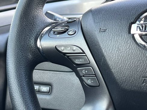 Used 2022 Nissan Murano S FWD image 10