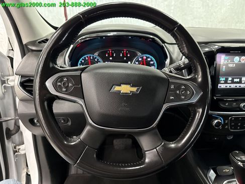 Used 2018 Chevrolet Traverse LT image 4