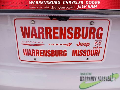 Used 2025 Buick Enclave Preferred AWD/4WD image 31