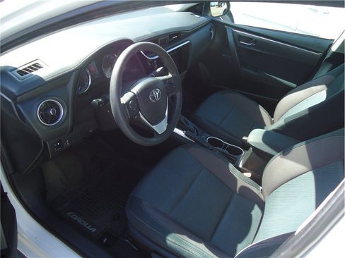 Used 2019 Toyota Corolla LE FWD image 23