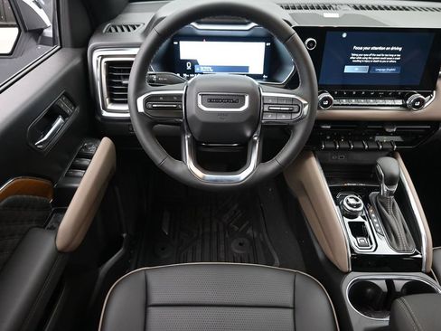 New 2026 GMC Canyon Denali AWD/4WD image 14