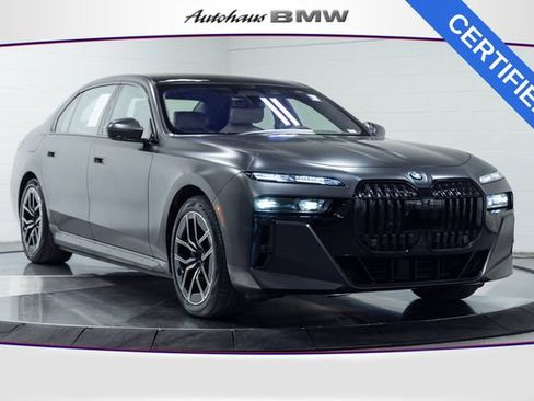 Used 2023 BMW i7 xDrive60 AWD/4WD image 1