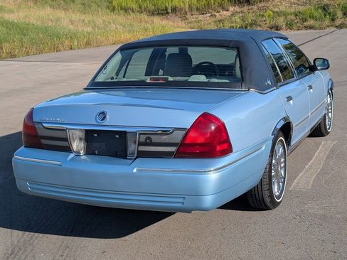 Used 2011 Mercury Grand Marquis LS image 34