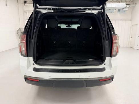 Certified 2022 Chevrolet Tahoe RST w/ Luxury Package AWD/4WD image 24