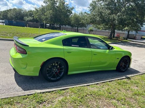 Used 2023 Dodge Charger R/T w/ Plus Group RWD image 6