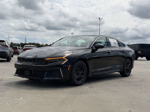 New 2026 Kia K5 LXS FWD image 8