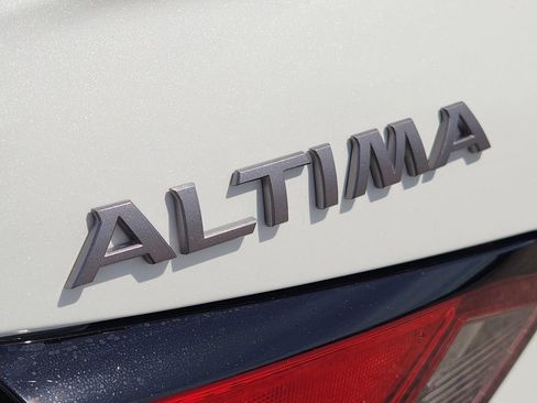 New 2026 Nissan Altima 2.5 SV FWD image 8