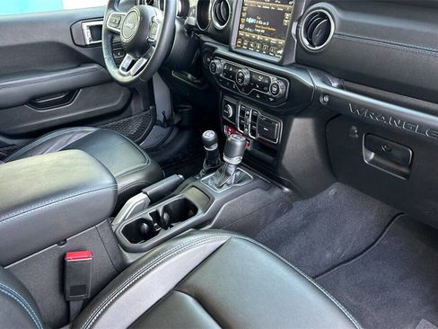 Used 2022 Jeep Wrangler Unlimited Rubicon 4xe w/ Cold Weather Group image 16