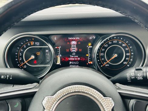Used 2022 Jeep Wrangler Unlimited Sport AWD/4WD image 14