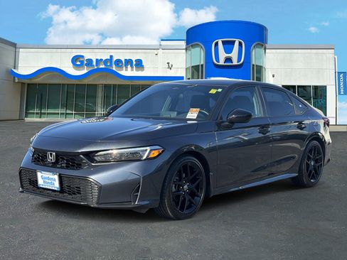 Certified 2025 Honda Civic Sport image 3