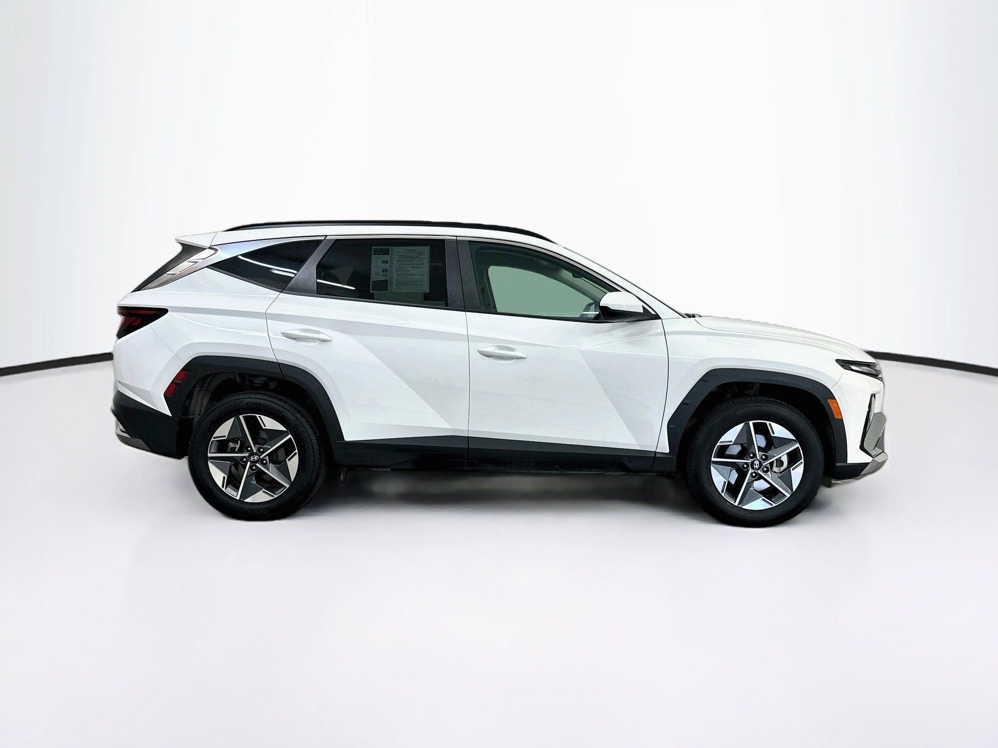 Used 2025 Hyundai Tucson SEL AWD/4WD image 10