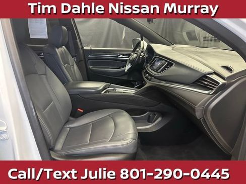 Used 2024 Buick Enclave Premium AWD/4WD image 15