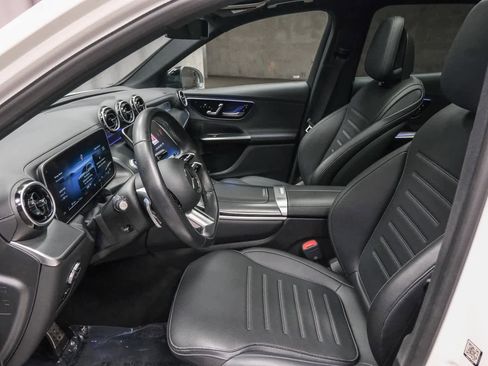 Used 2023 Mercedes-Benz GLC 300 4MATIC w/ AMG Line image 17