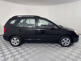 Used 2009 Kia Rondo LX image 4