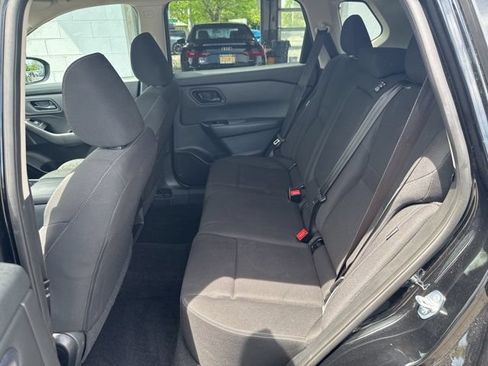 Used 2024 Nissan Rogue S AWD/4WD image 16