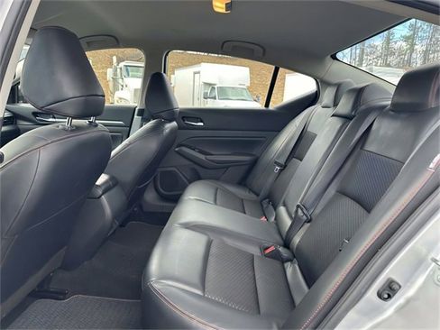 Used 2024 Nissan Altima 2.5 SR image 21